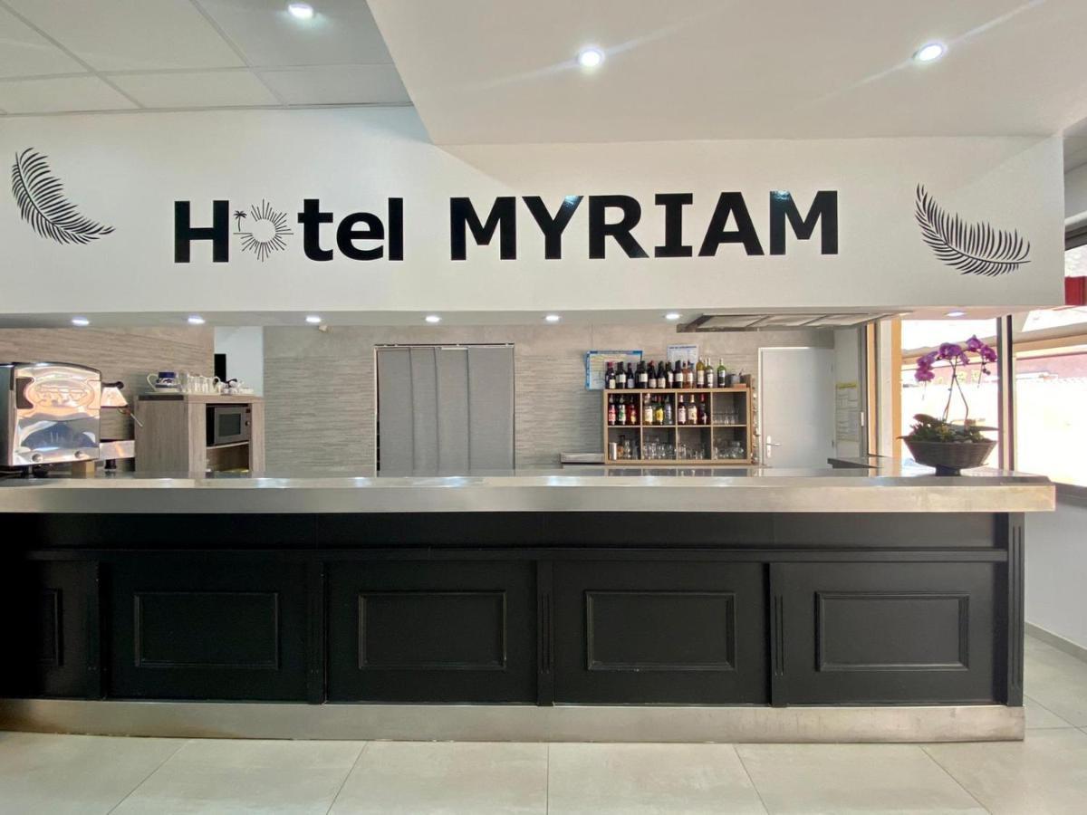 Hotel Myriam Vias Plage エクステリア 写真