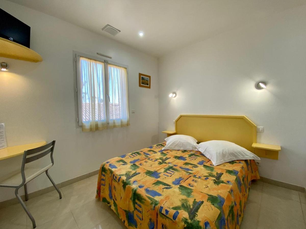 Hotel Myriam Vias Plage エクステリア 写真