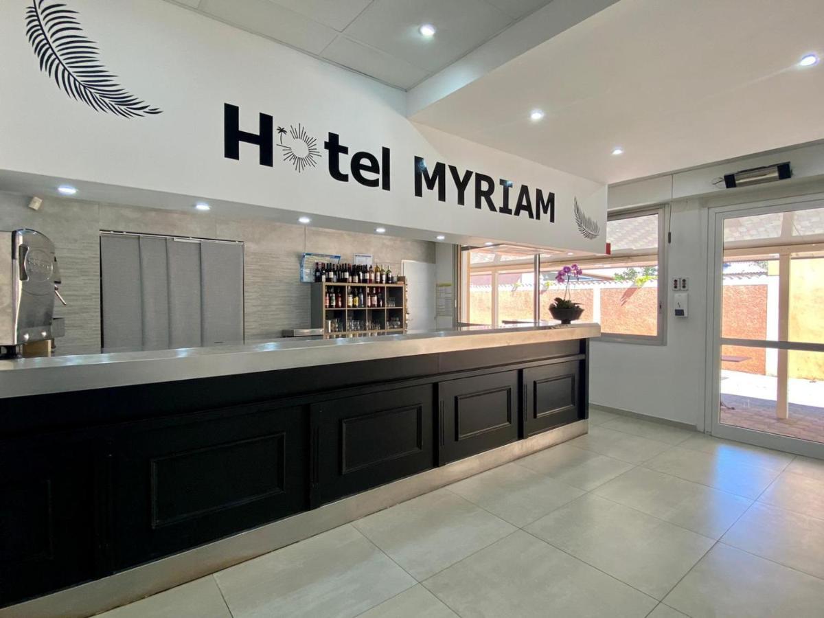 Hotel Myriam Vias Plage エクステリア 写真