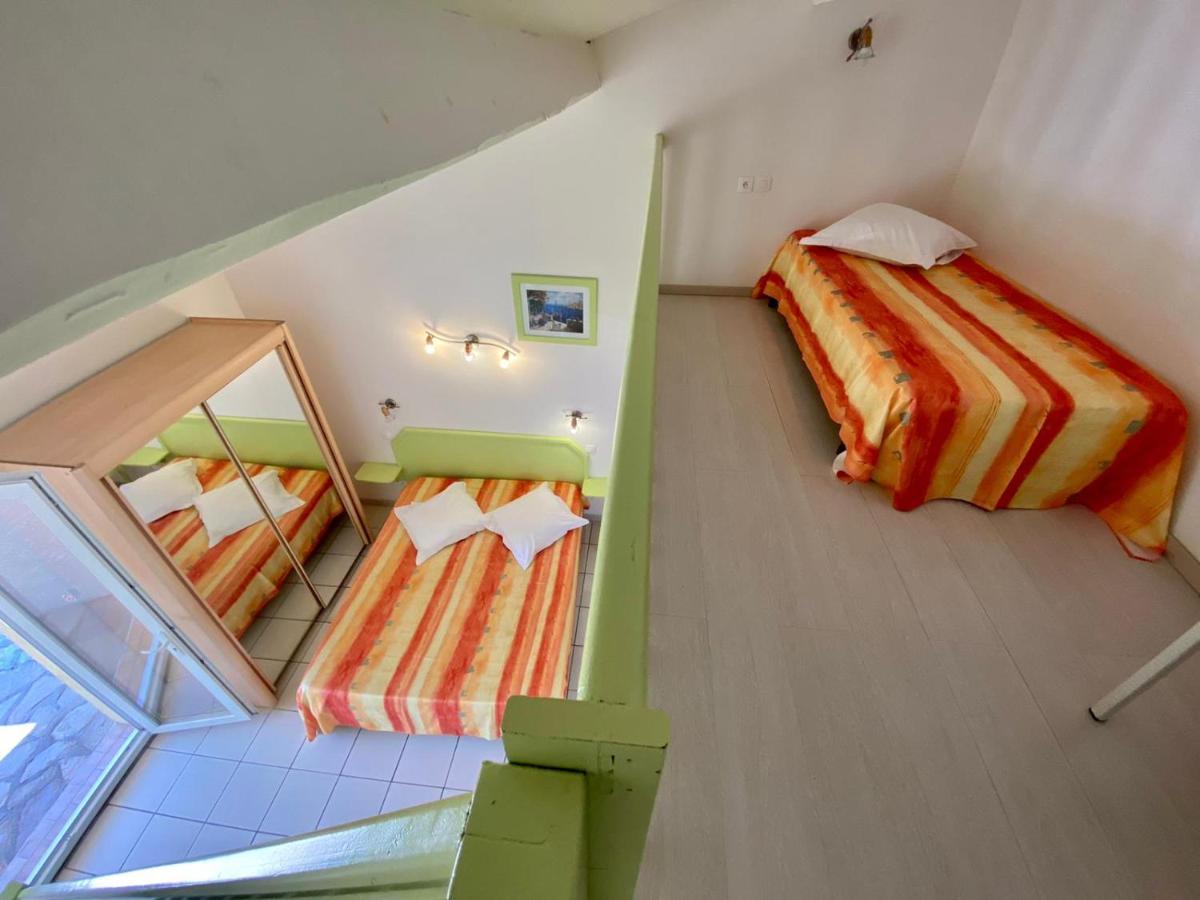 Hotel Myriam Vias Plage エクステリア 写真
