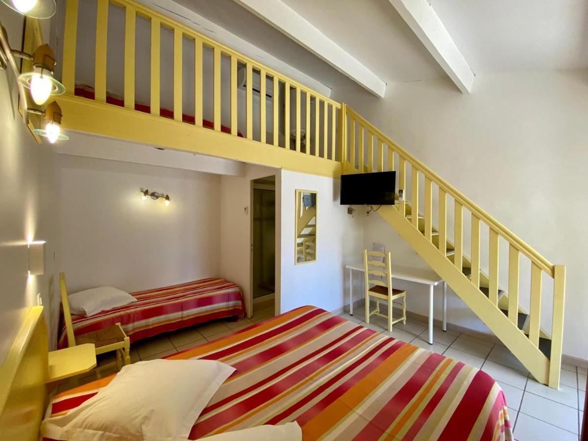 Hotel Myriam Vias Plage エクステリア 写真