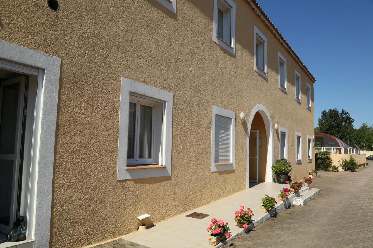 Hotel Myriam Vias Plage エクステリア 写真